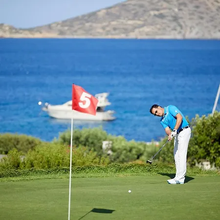 Semesteranläggning (resort) Porto Golf & Resort, Six Senses